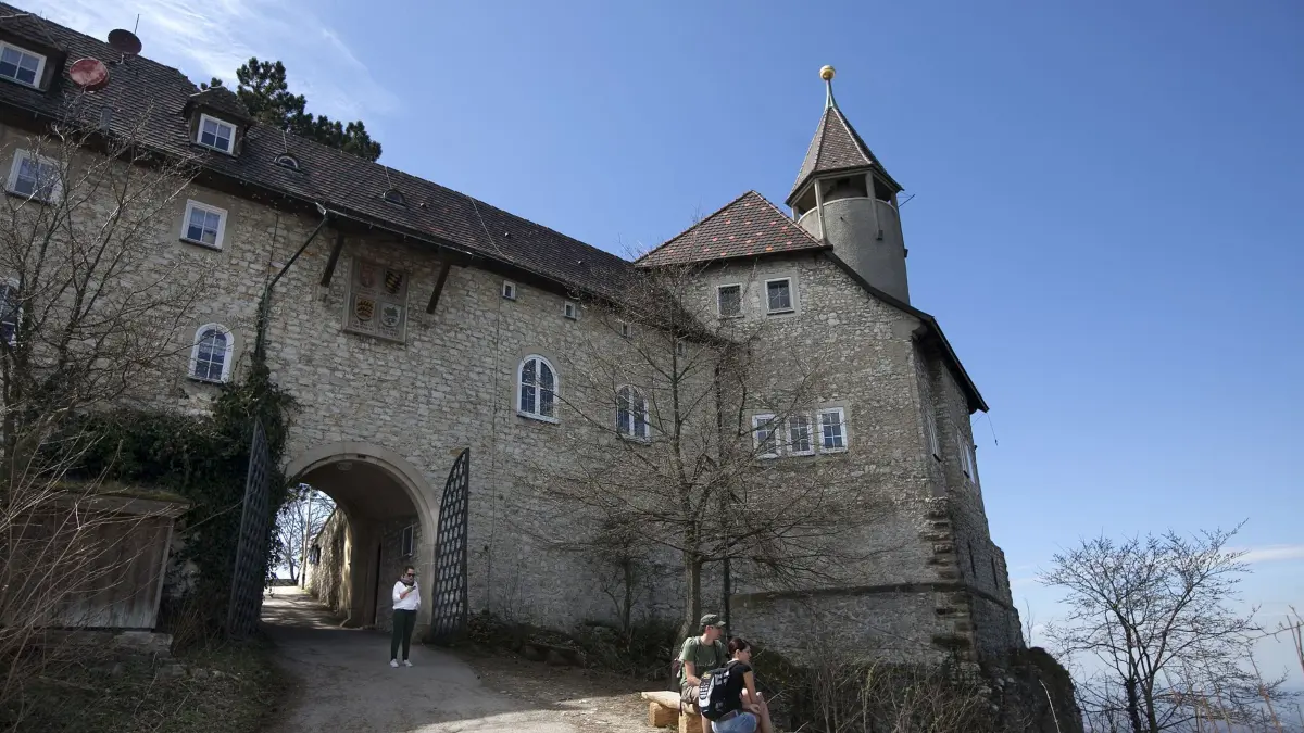 STZ-Serie " Wer wohnt den da ?" -Burg Teck.