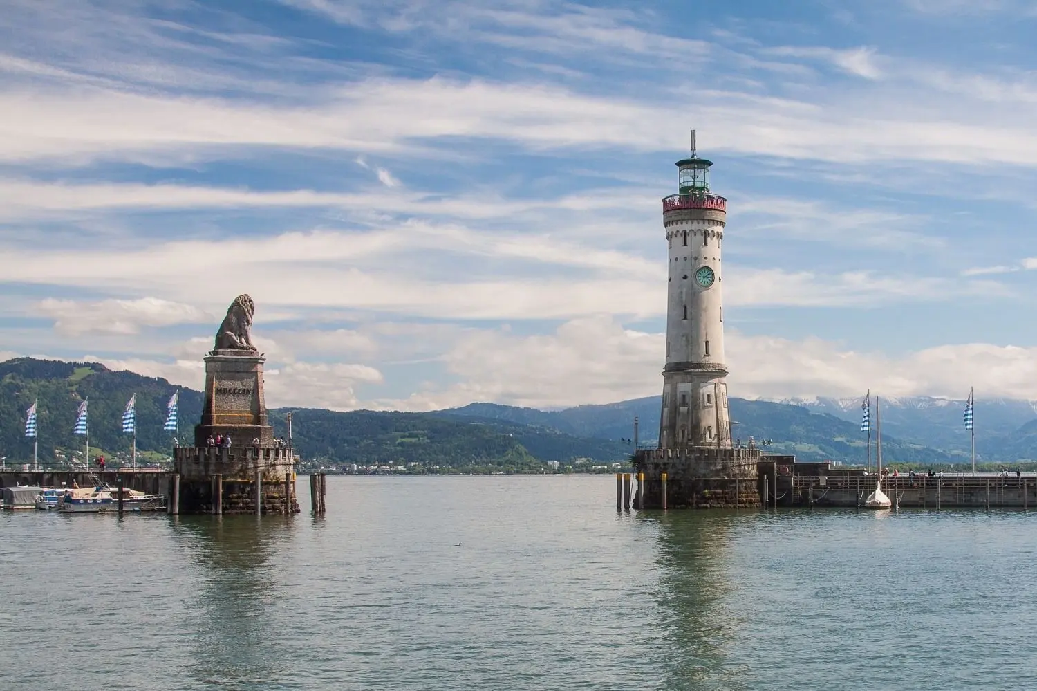 Der Bodensee ist das größte Binnengewässer Deutschlands: Ist ein Urlaub dort derzeit möglich? Die Inzidenz von unter 100 lässt hoffen.