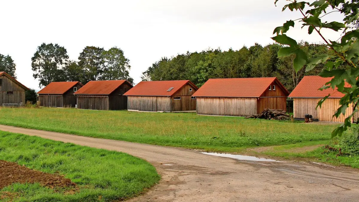 Künftige Grundstückskäufer müssen am Hummelberg in der Schuppenkolonie „Ameisenäcker“ höhere Preise einkalkulieren und die örtlichen Bauvorschriften für das Sondergebiet einhalten.