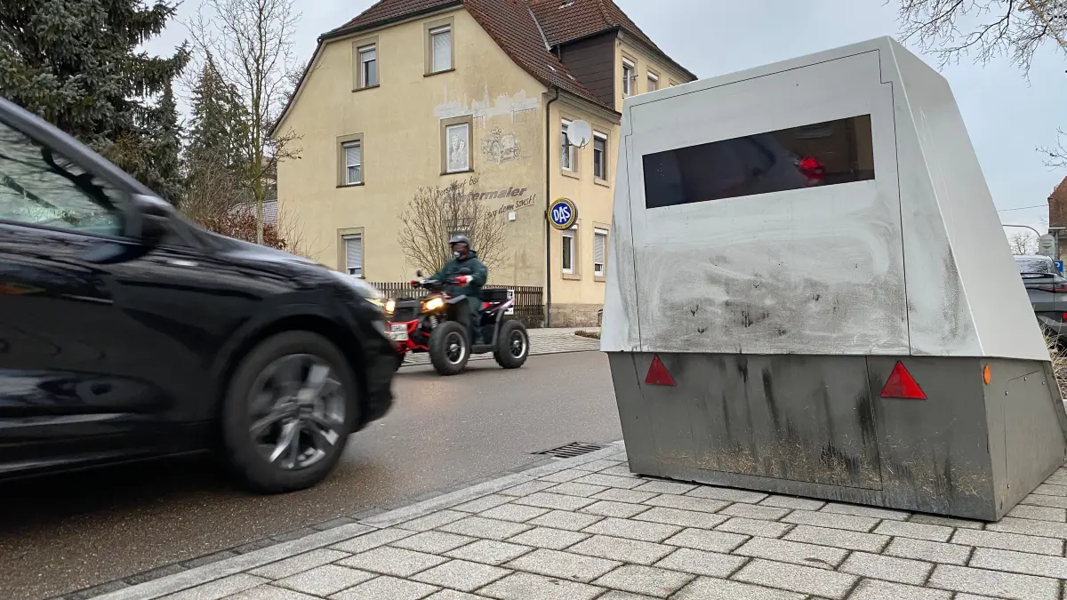 Die Stadt Crailsheim besitzt drei mobile Geschwindigkeitsmessgeräte, die an verschiedenen Stellen im Stadtgebiet aufgestellt werden.