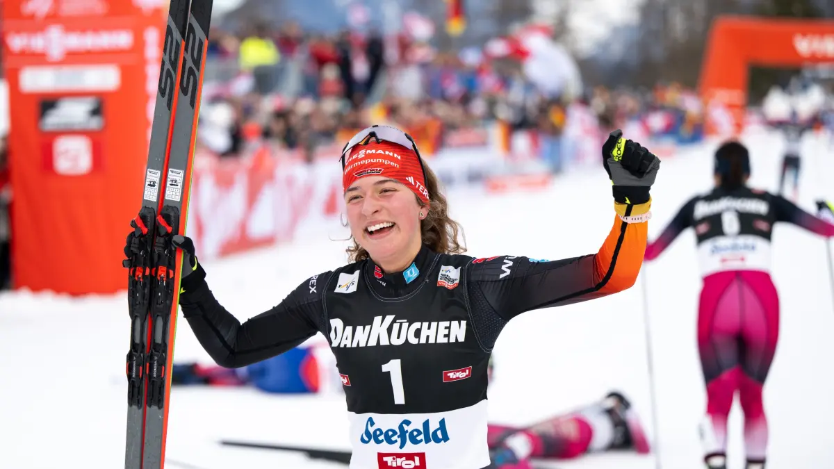 Hatte nach ihrem Triumph in Seefeld nun auch in Estland wieder allen Grund zum Jubeln: Nathalie Armbruster.