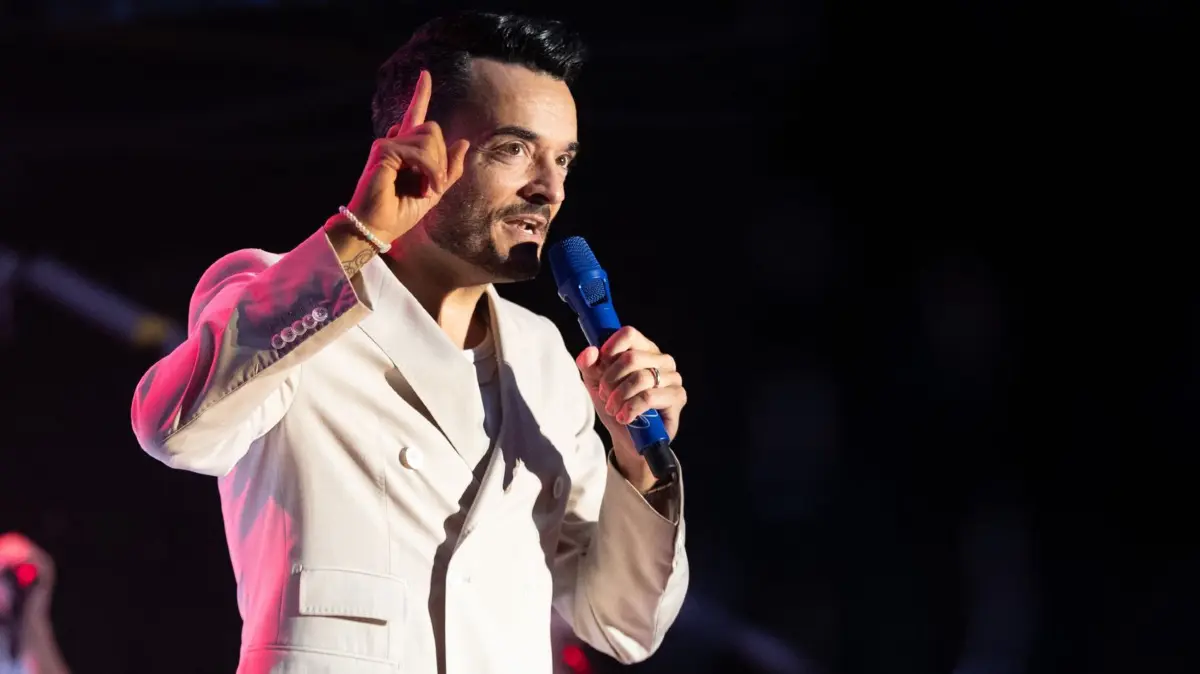 Stuttgart, Baden-Württemberg, 06.09.2025:
Giovanni Zarrella & Band auf der Freilichtbühne
Notiz: No model release. Kein Einverständnis für Werbung, keine Weitergabe an Dritte.
