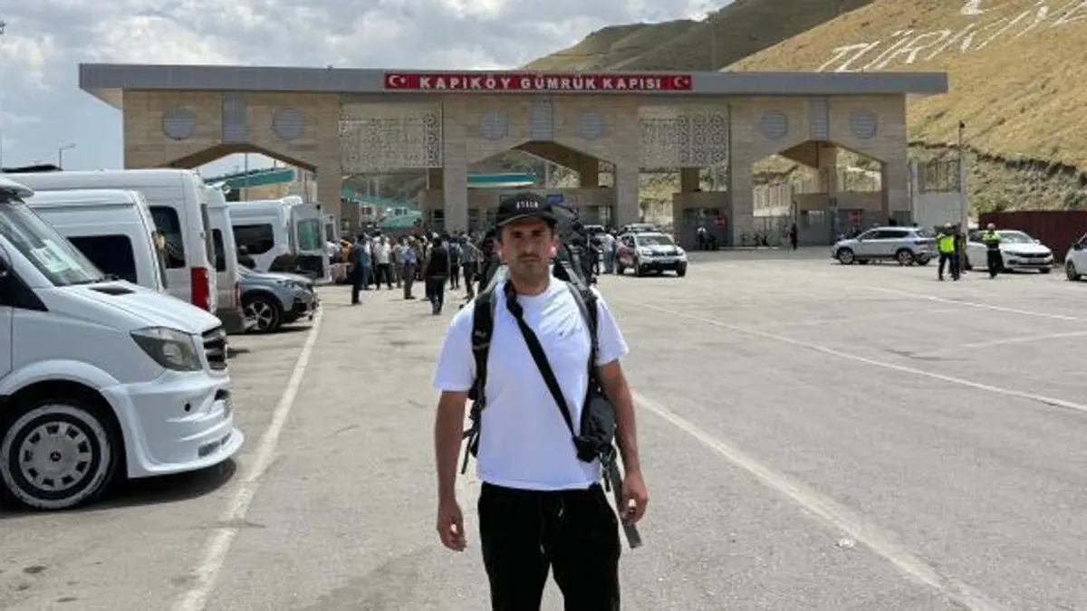 Stelp-Gründer Serkan Eren vor der Einreise in den Iran.