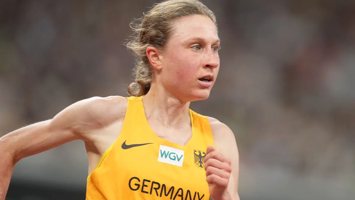 Leichtathletik: Weltmeisterschaft: 18.09.2025, Japan, Tokio: Leichtathletik: Weltmeisterschaft, Elena Burkard aus Deutschland im 5000 m Wettbewerb. Foto: Michael Kappeler/dpa +++ dpa-Bildfunk +++