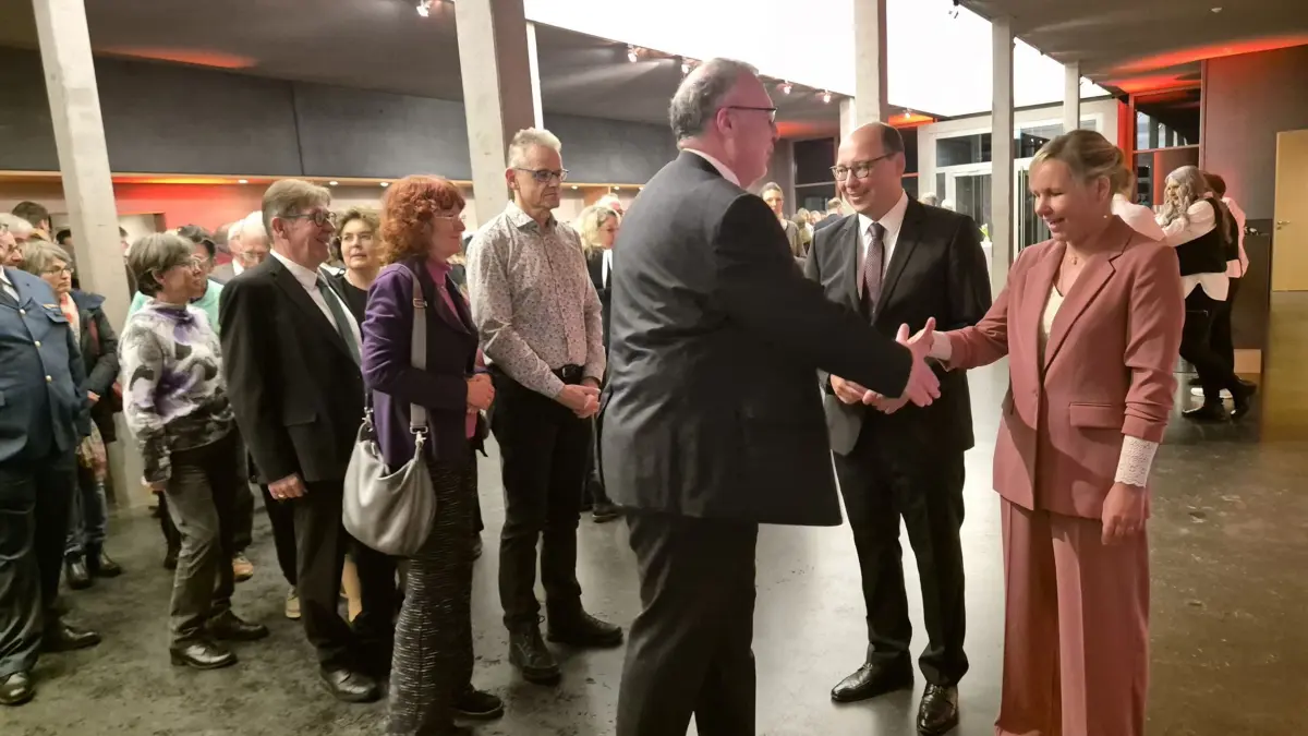 Groß ist der Ansturm am Sonntagabend beim Bürgerempfang in Rottweil.