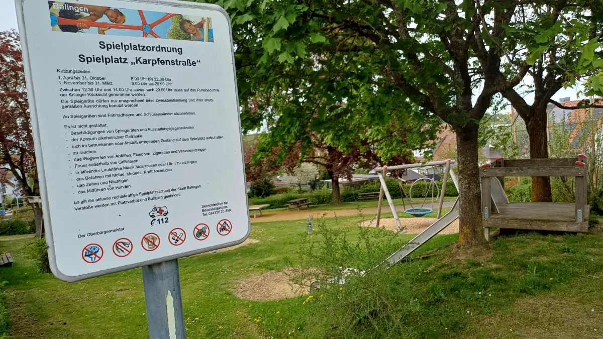 Spielplatz Karpfenstraße Balingen Schild
