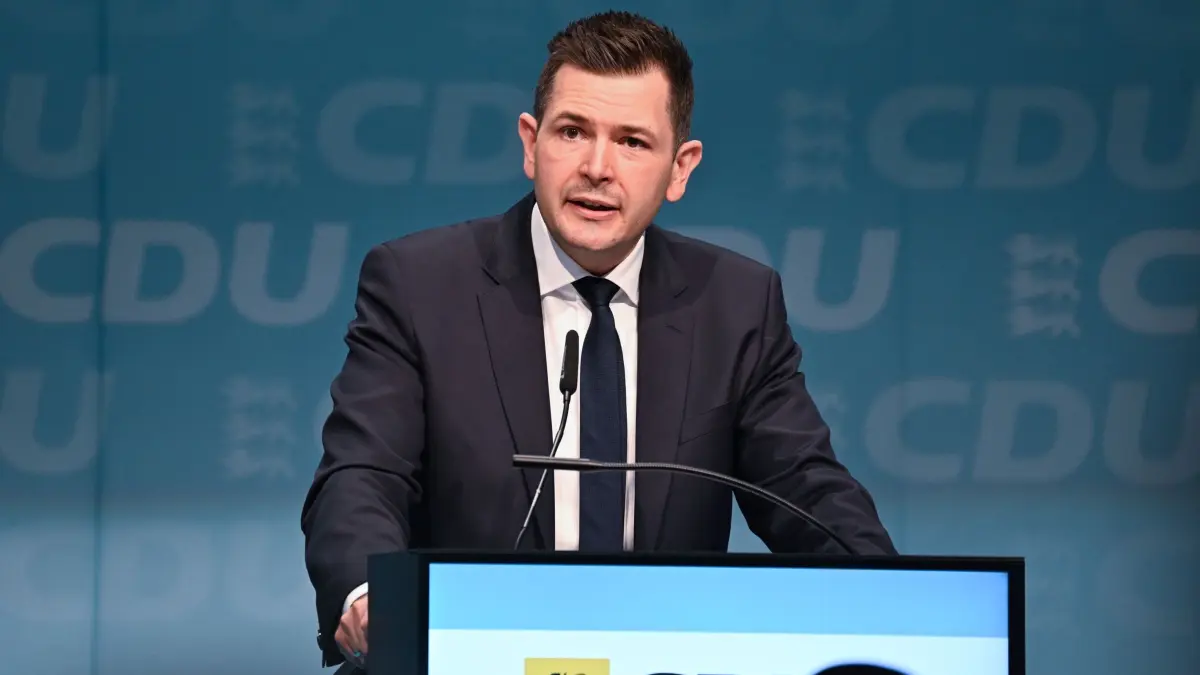 CDU Baden-Württemberg will Koalitionsvertrag beschließen: 09.05.2026, Baden-Württemberg, Korntal-Münchingen: Tobias Vogt, der neue Fraktionsvorsitzende der CDU-Fraktion im Landtag von Baden-Württemberg, spricht beim Landesparteitag der CDU Baden-Württemberg. Die Partei will bei dem Parteitag den neuen Koalitionsvertrag beschließen. Foto: Bernd Weißbrod/dpa +++ dpa-Bildfunk +++