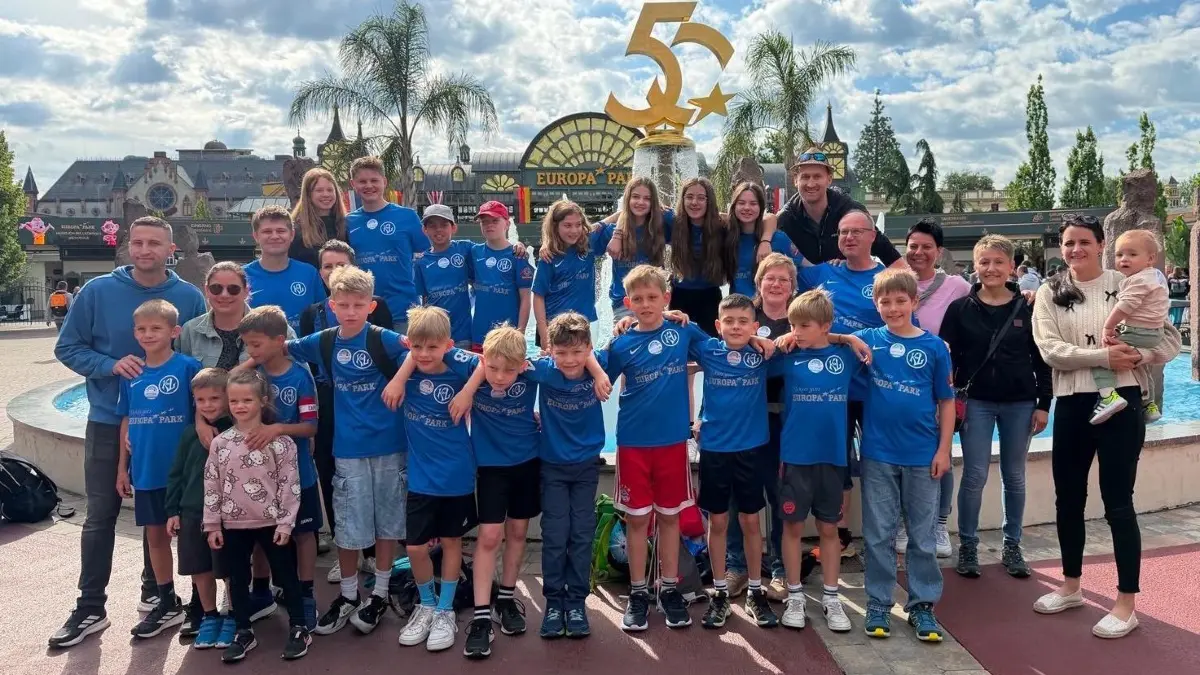 Die E-Jugend der Kickers 09 im Europapark