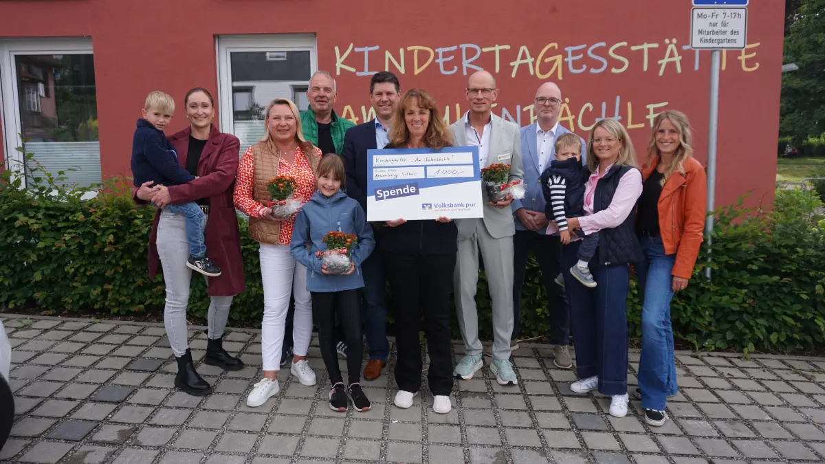 Die Kindertagesstätte Am Eulenbächle darf sich über eine Wackelbrücke freuen. Dafür gab es eine Spende in Höhe von 1000 Euro vom Lions Club Neuenbürg-Schloss.