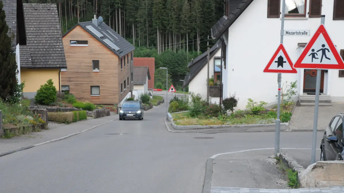 Die Ergebnisse von Messungen der Geschwindigkeit von Fahrzeugen wurden im Ortschaftsrat Tennenbronn vorgestellt.