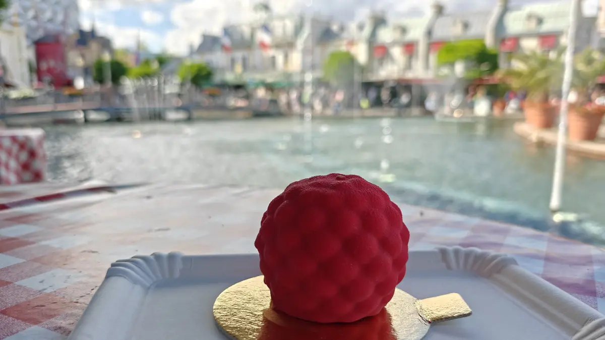 Food-Trends, die viral gegangen sind – wie die französischen Dessertfrüchte – gibt es auch im Europapark. Ist der Hype gerechtfertigt? Wir machen den Test