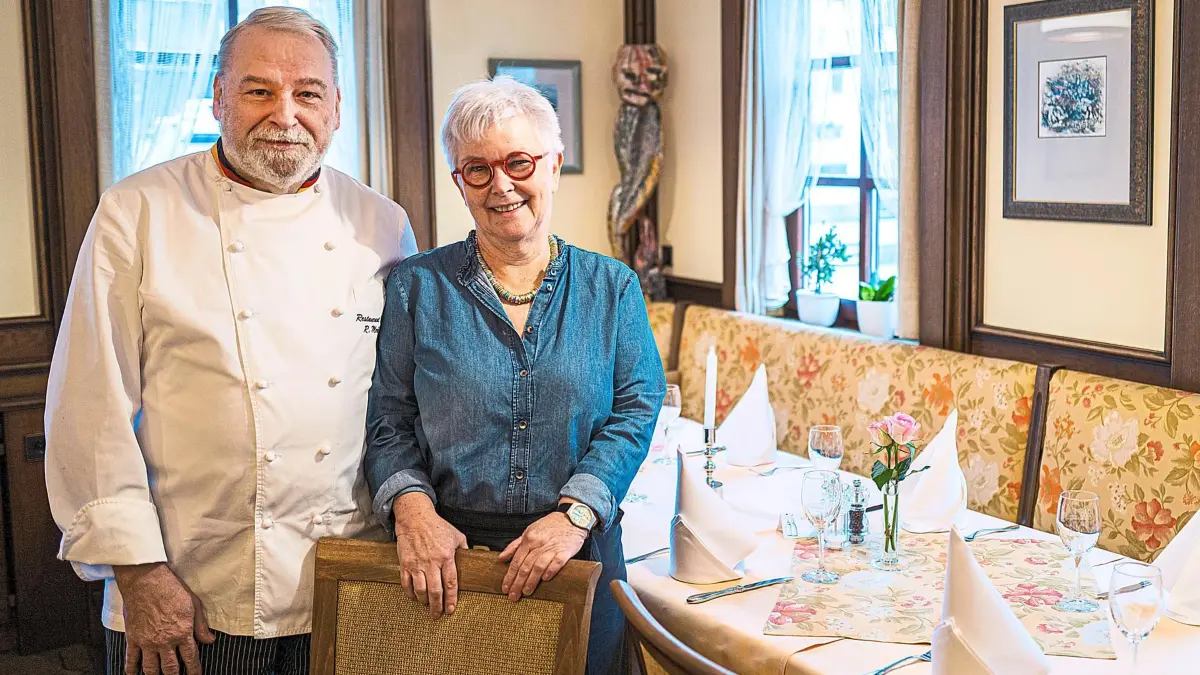 Nach fast 40 Jahren in ihrer "Burg" ist jetzt zumindest vorerst Schluss. Heike und Reinhold Merkle fällt dieser Schritt schwer. Doch wie es mit ihnen und dem renommierten Nagolder Gasthaus weitergeht, das können sie derzeit noch nicht absehen.