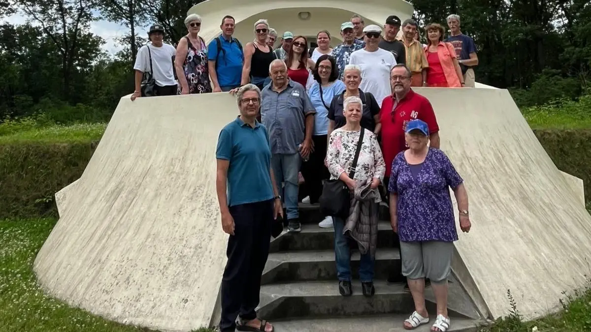 Die Delegationen der Städtepartnervereine aus Bognor Regis und Weil am Rhein trafen sich mit ihren Gastgebern der märkischen Partnerstadt Trebbin und erkundeten die Region.