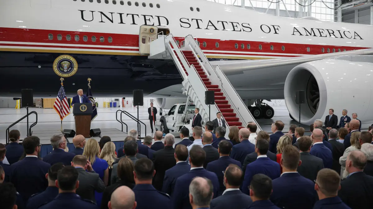 President Trump Departs D.C. For Camp David For The Weekend: JOINT BASE ANDREWS, MARYLAND - JUNE 19: U.S. President Donald Trump delivers remarks after touring the newest aircraft in the presidential fleet at Andrews Air Force Base on June 19, 2026 at Joint Base Andrews, Maryland. The Qatari royal family gifted the lavish $400 million, 13-year-old Boeing 747-8 to the U.S. Air Force to be used as the new Air Force One. Alex Wong/Getty Images/AFP (Photo by ALEX WONG / GETTY IMAGES NORTH AMERICA / Getty Images via AFP)
