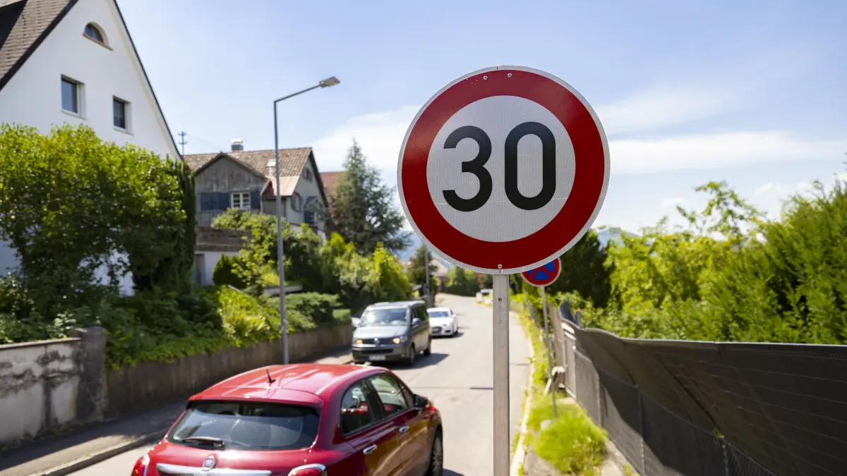 Geislingen, Weilerstraße, Tempo 30-Schild