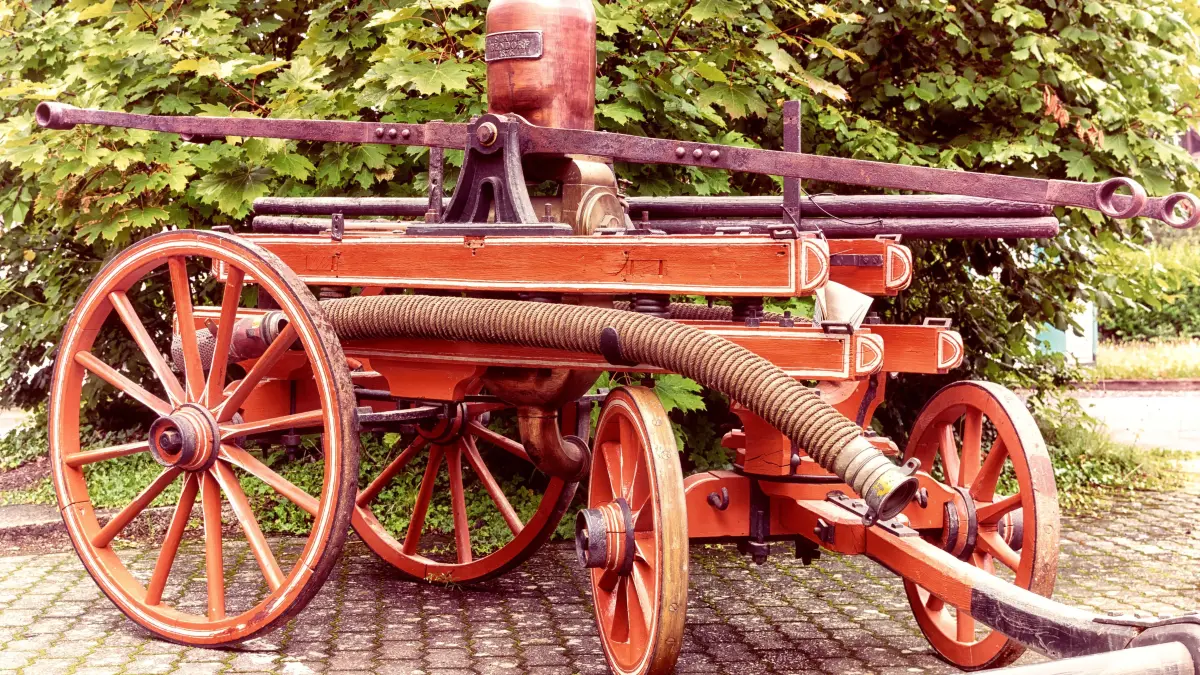 Pumpen wie diese waren im Einsatz schnell verstopft, Abhilfe sorgte der Saugkorb von Johann Sebastian Clais.