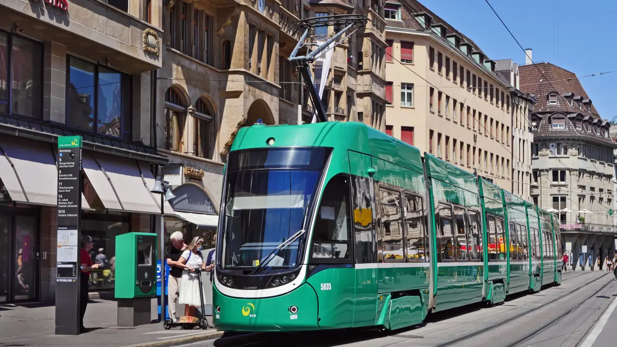 Für zehn Wochen fährt keine Tram in der Basler Innenstadt.