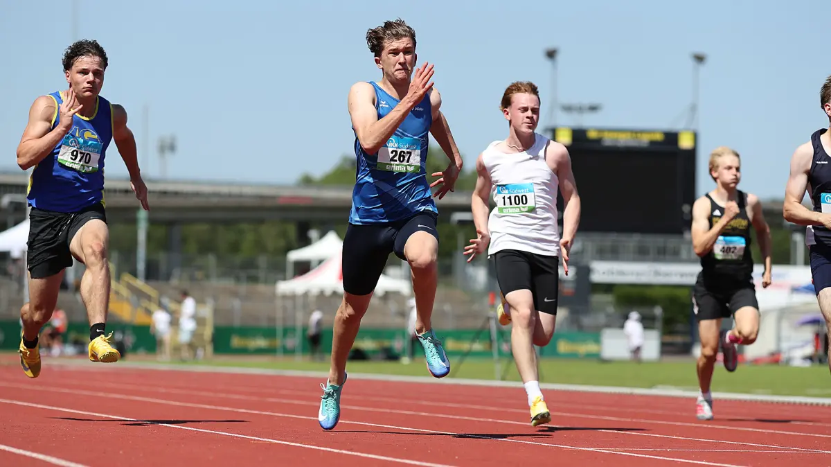 Nr. 267: Gianluca Rapprich, TV Wehr
Süddeutsche Leichtathletik-Meisterschaften der Aktiven und Jugend U18 in Koblenz (Stadion Oberwerth, 20.06.2026)
Fotograf: Ralf Görlitz
Veröffentlichung nur gegen Honorar und Urhebervermerk. Mit der Honorarzahlung wird ein einfaches Nutzungsrecht erworben. Verwendung außerhalb journalistischer Zwecke nur mit ausdrücklicher Zustimmung des Urhebers.