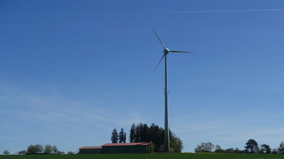 In Sulz-Dürrenmettstetten soll es zum Repowering vorhandener Windkraftanlagen kommen. Die Energiegenossenschaft hat die Maßnahme im Blick.