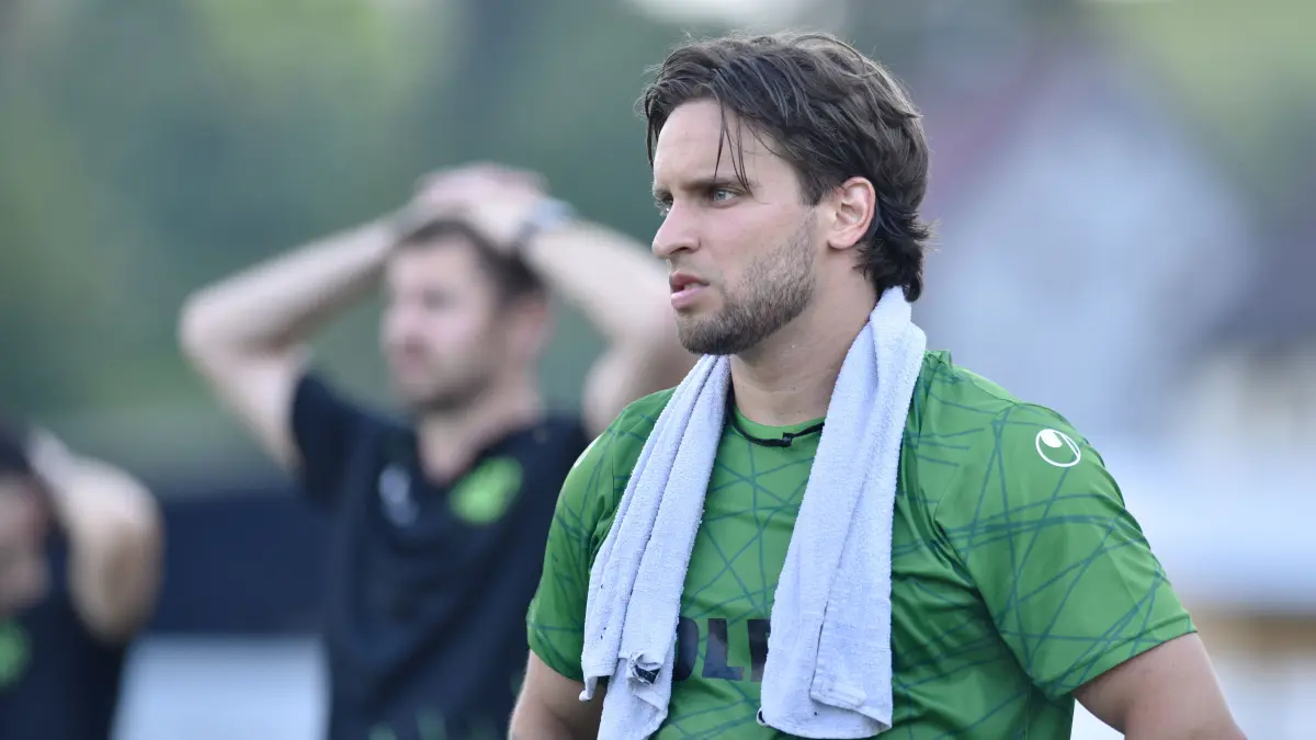 Furtwangen (grün) - Aach-Linz (schwarz) 2:3, Nr. 4 Spielertrainer FTWNG Pietro Morreale