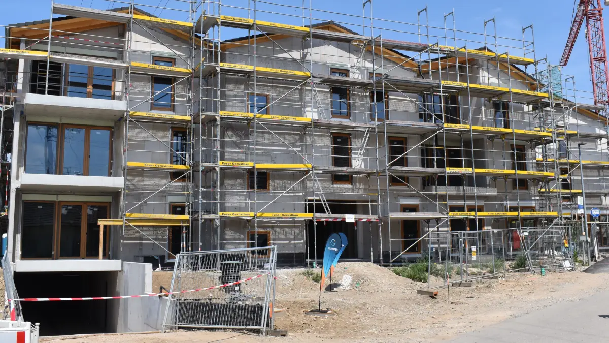 Beim Bau der Seniorenwohnanlage in Rümmingen wurde Richtfest gefeiert.