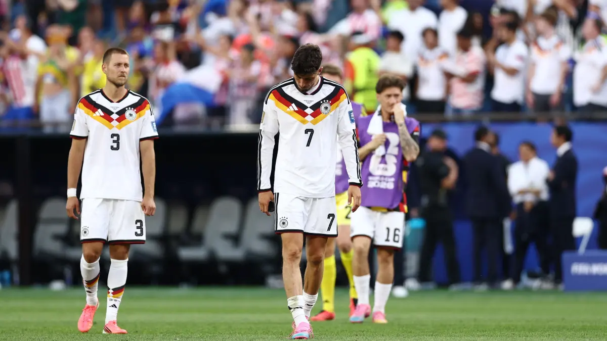 FBL-WC-2026-MATCH74-GER-PAR-FANS: Germany's forward #07 Kai Havertz reacts after losing the penalty shootout of the 2026 World Cup round of 32 football match between Germany and Paraguay at the Boston Stadium in Foxborough on June 29, 2026. (Photo by CHARLY TRIBALLEAU / AFP)