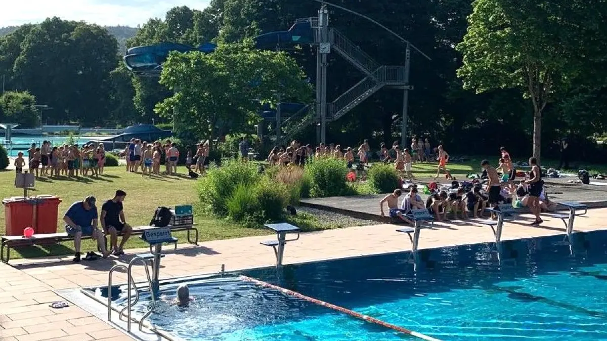 Schwimmoffensive an der Zellerschule Nagold