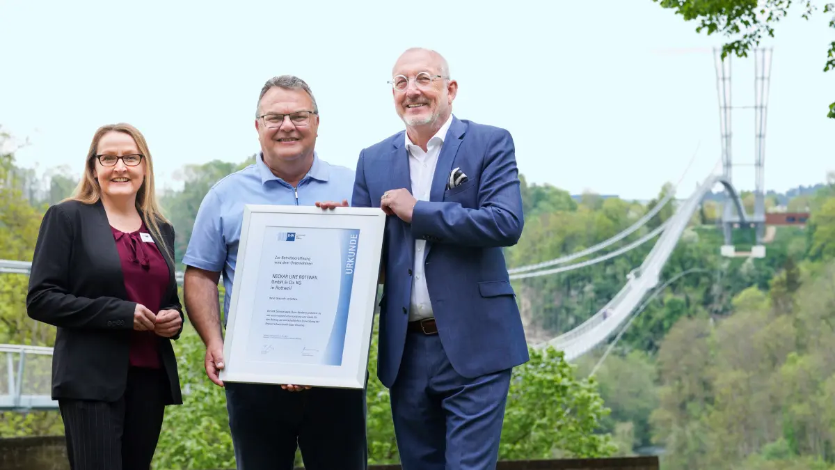 Freuen sich über einen neuen Touristenmagneten: IHK-Tourismusreferentin Daniela Hermann, Projektleiter Roland Haag und IHK-Vizepräsident Michael Steiger (von links). Bild: