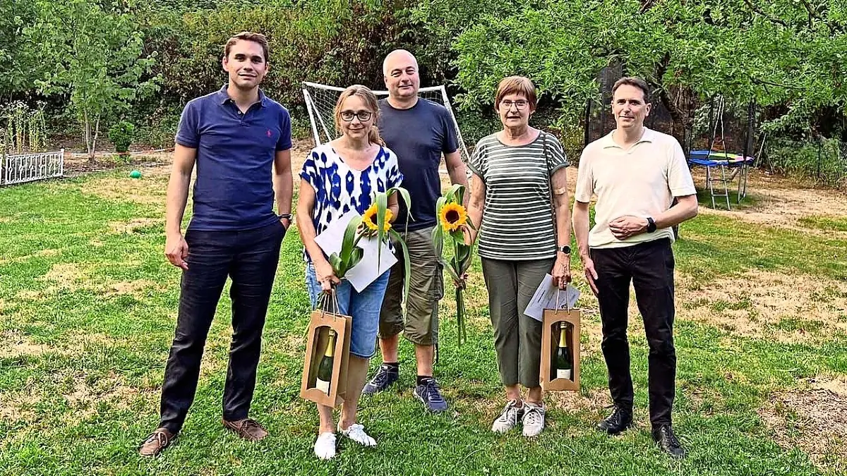 Der stellvertretende Vorsitzende Louis Schillinger (von links) ehrte Ulrike Benz (25 Jahre), Heinrich Zefferer (40 Jahre) und Irene Menrath (50 Jahre) mit Vorsitzendem Thomas Rössler.