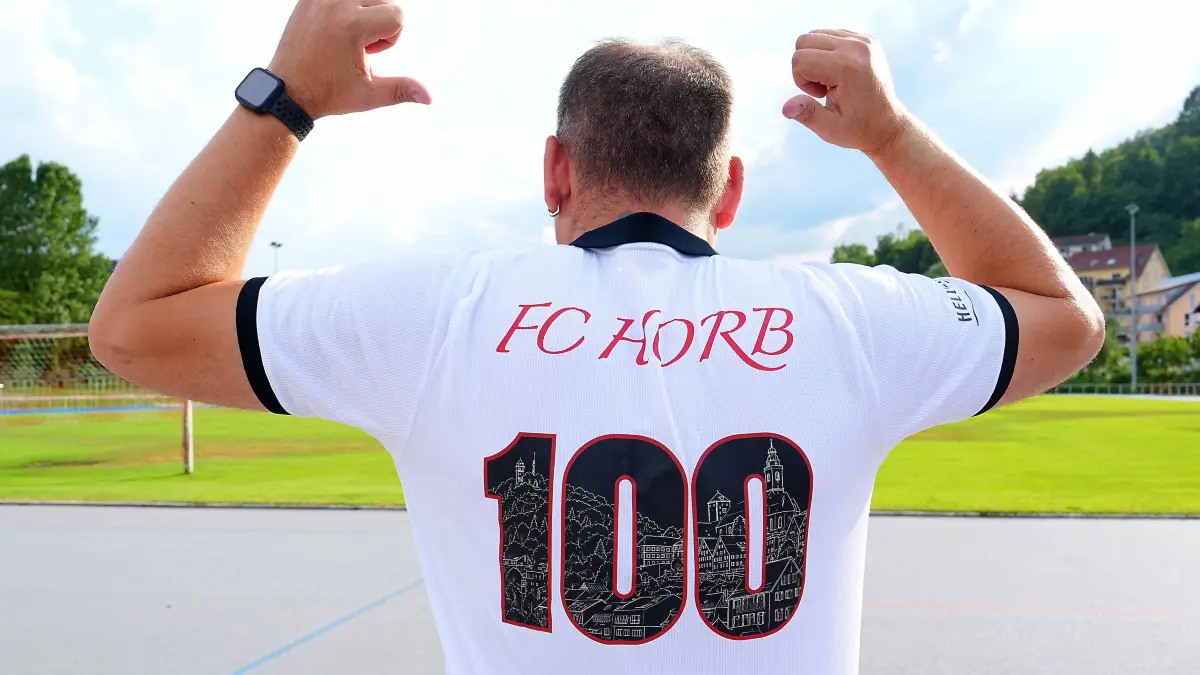 100 Jahre FC Horb: Dafür wurde extra ein besonderes Trikot entworfen.