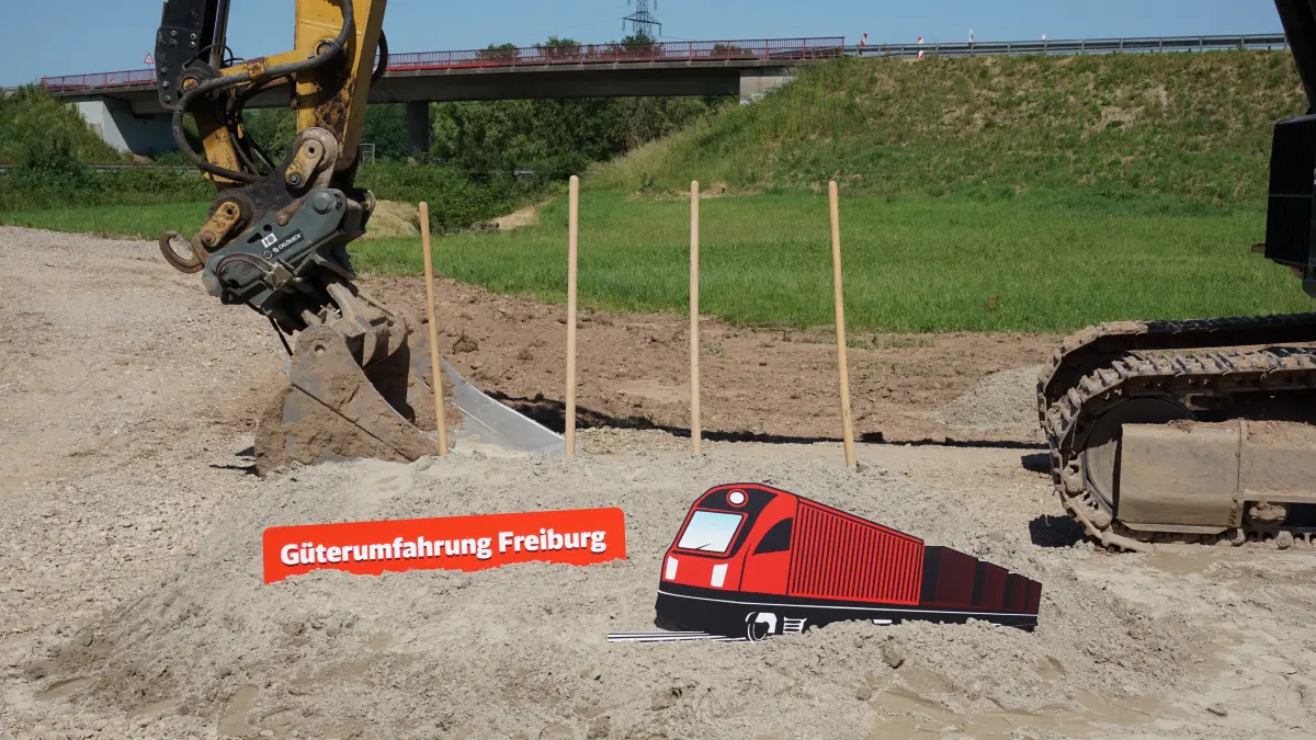 Der Bau einer neuen Güterzugstrecke im Breisgau wird auf der Autobahn A5 für Einschränkungen sorgen.