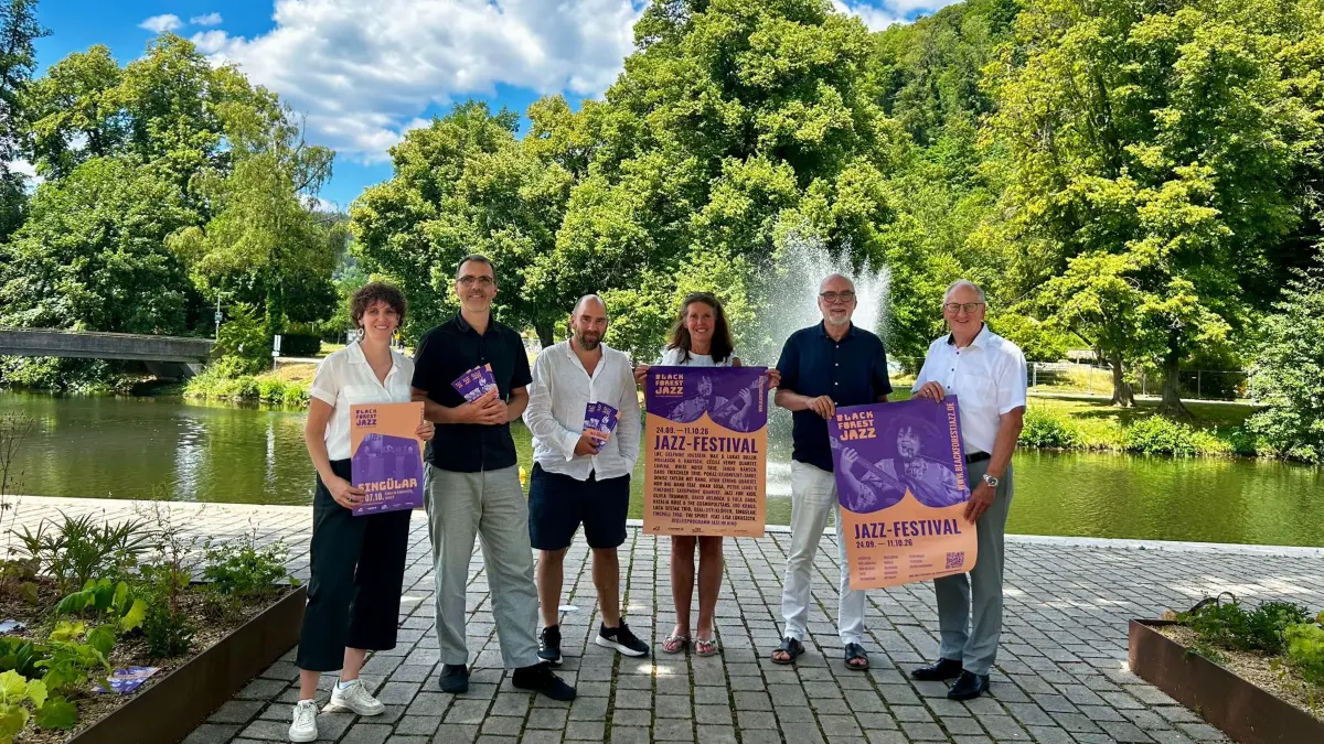 Ramona Winkler (von links), Paul Taine, Sebastian Studnitzky, Gerhard Baral und Oberbürgermeister Jürgen Großmann freuen sich auf Ende September und Anfang Oktober: wenn das BlackForestJazz Festival in Nagold stattfindet.