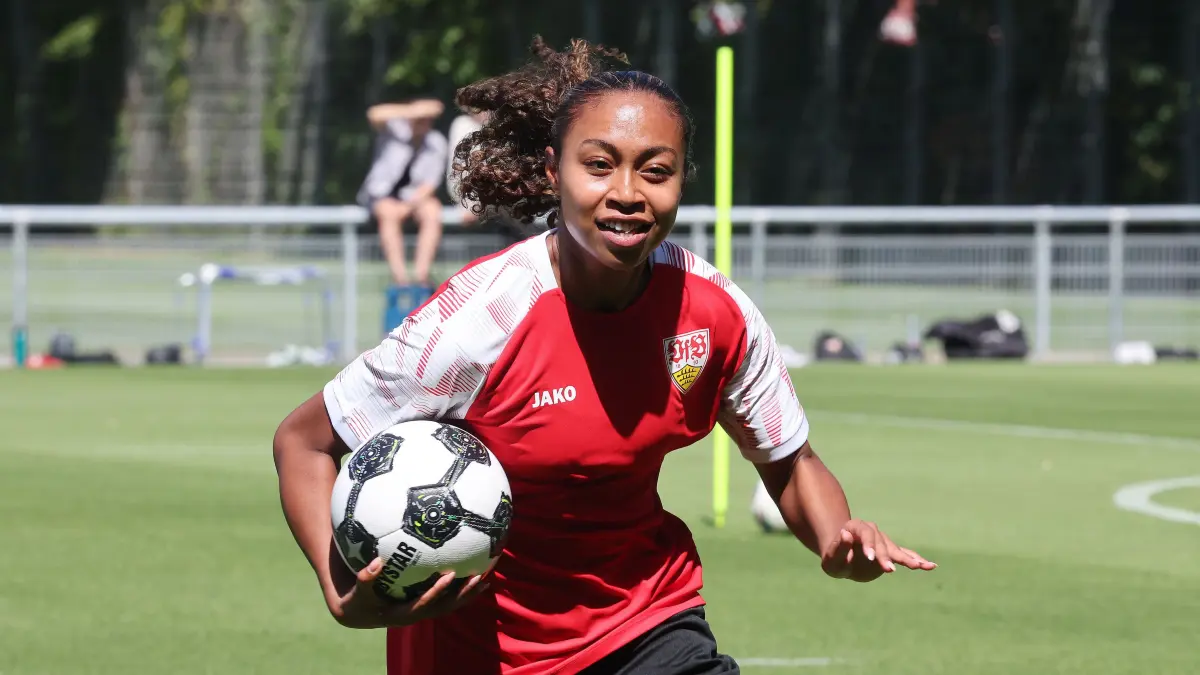 Training VfB Stuttgart Frauen: BAU // Stuttgart , Fußball Training VfB Stuttgart Frauen , Katana Norman