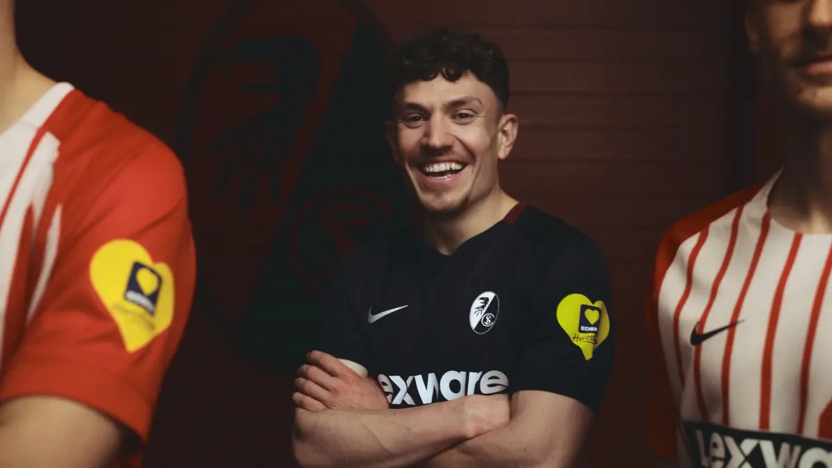 So sehen die neuen Trikots des SC Freiburg für die Saison 2026/27 aus