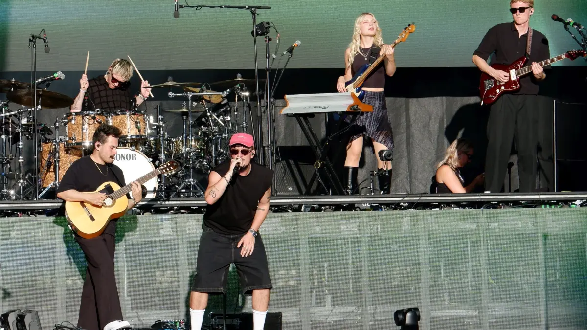 Montez mit seiner Band.