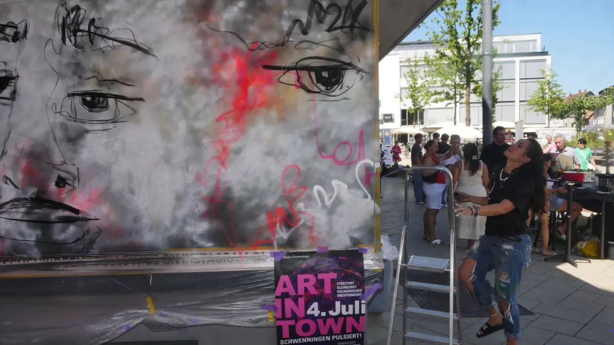 Mit schier unzähligen Aktionen im ganzen Stadtbezirk lockt "Art in Town".