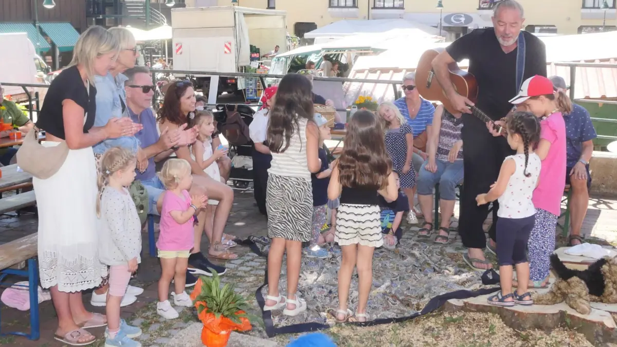 Mit schier unzähligen Aktionen im ganzen Stadtbezirk lockt "Art in Town".