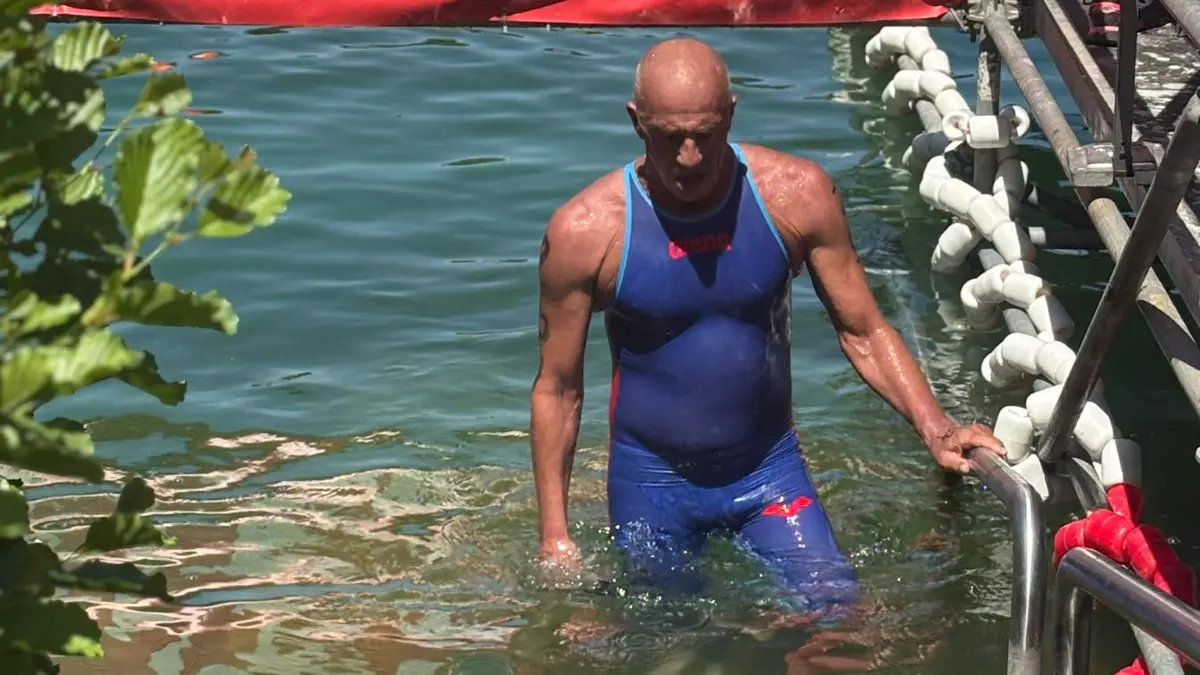 Jürgen Sigwarth bei den BW-Meisterschaften in Heddesheim im Freiwasserschwimmen