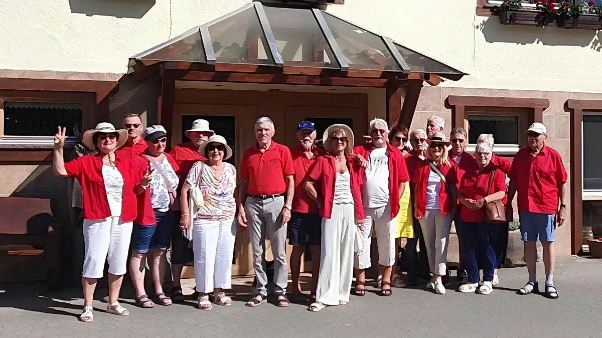 Die Oldtimerfreunde bei ihrer Tour durch den Schwarzwald