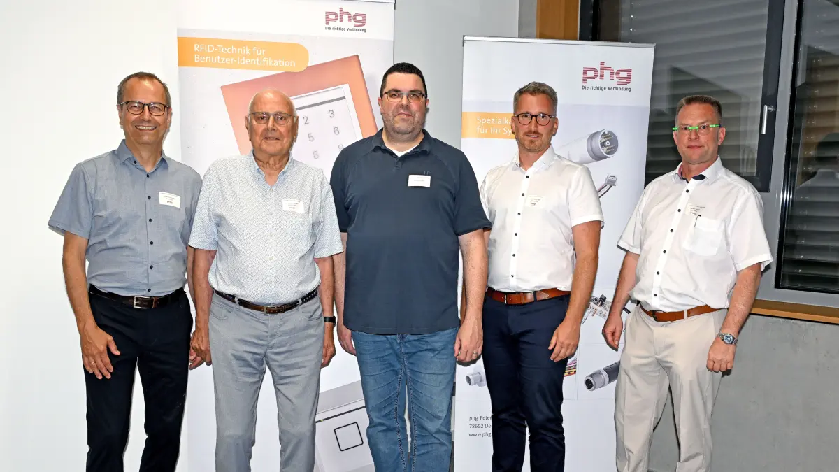 Beim Unternehmertreff in Deißlingen, unter anderem mit Joachim Hengstler (von links), Peter Hengstler, Michael Stadler, Stefan Emminger und Markus Holpp, ging es darum, wie Handwerksbetriebe, Dienstleister und Industrie KI einsetzen können.