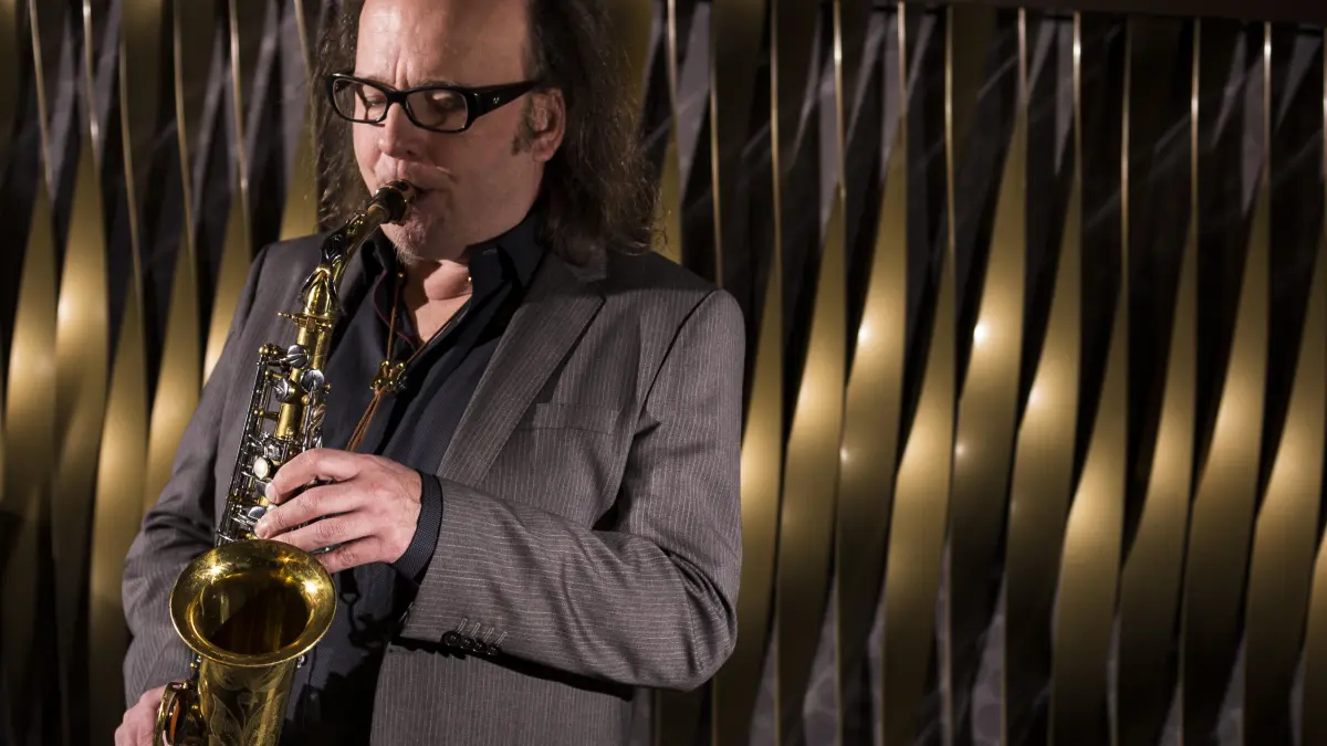 Ausnahmemusiker Libor Šíma gestaltet das Eröffnungskonzert mit.