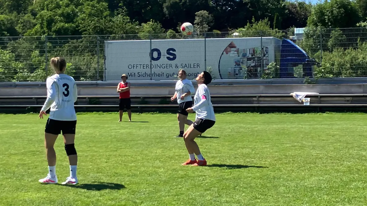 Faustball Frauen TV Trichtingen