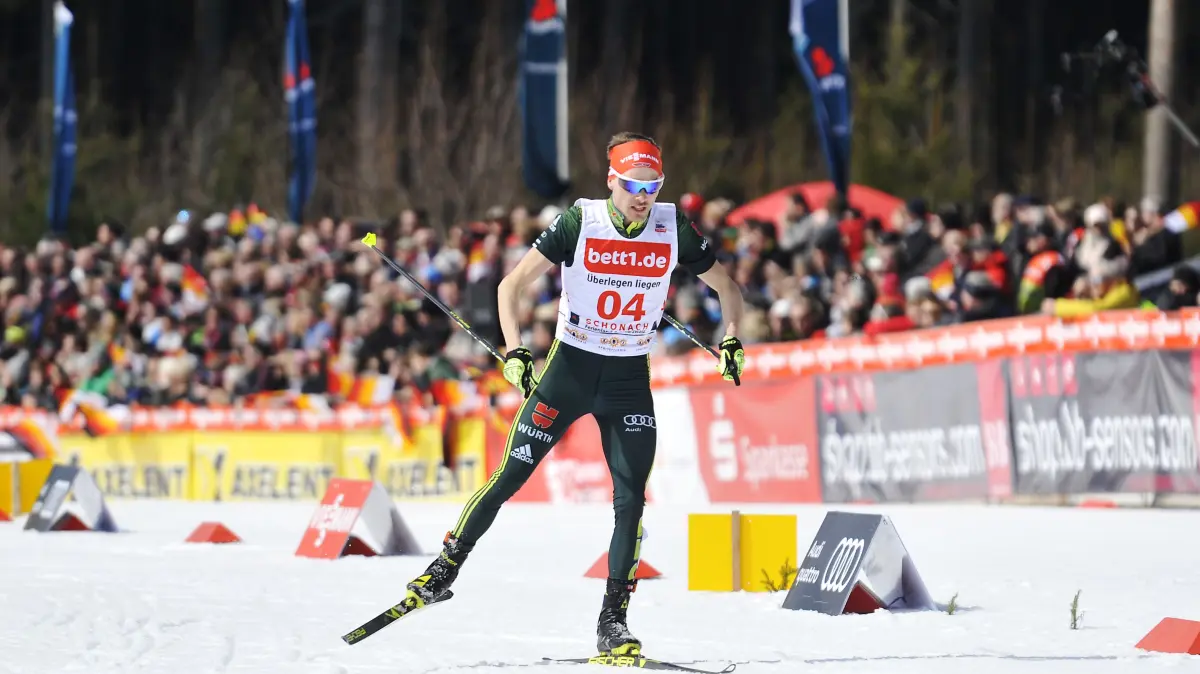 Schwarzwaldpokal Nordische Kombination Weltcupfinale in Schonach - Sonntag: Langlauf 6 x 2,5 Kilometer - Fabian Riessle