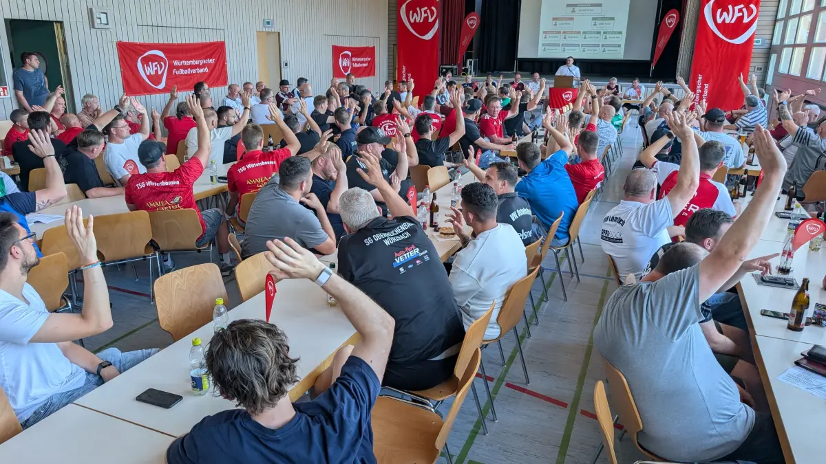 Einigkeit herrschte unter den Vereinen in der Rohrdorfer Gemeindehalle bei der Wiederwahl der Staffelleiter.