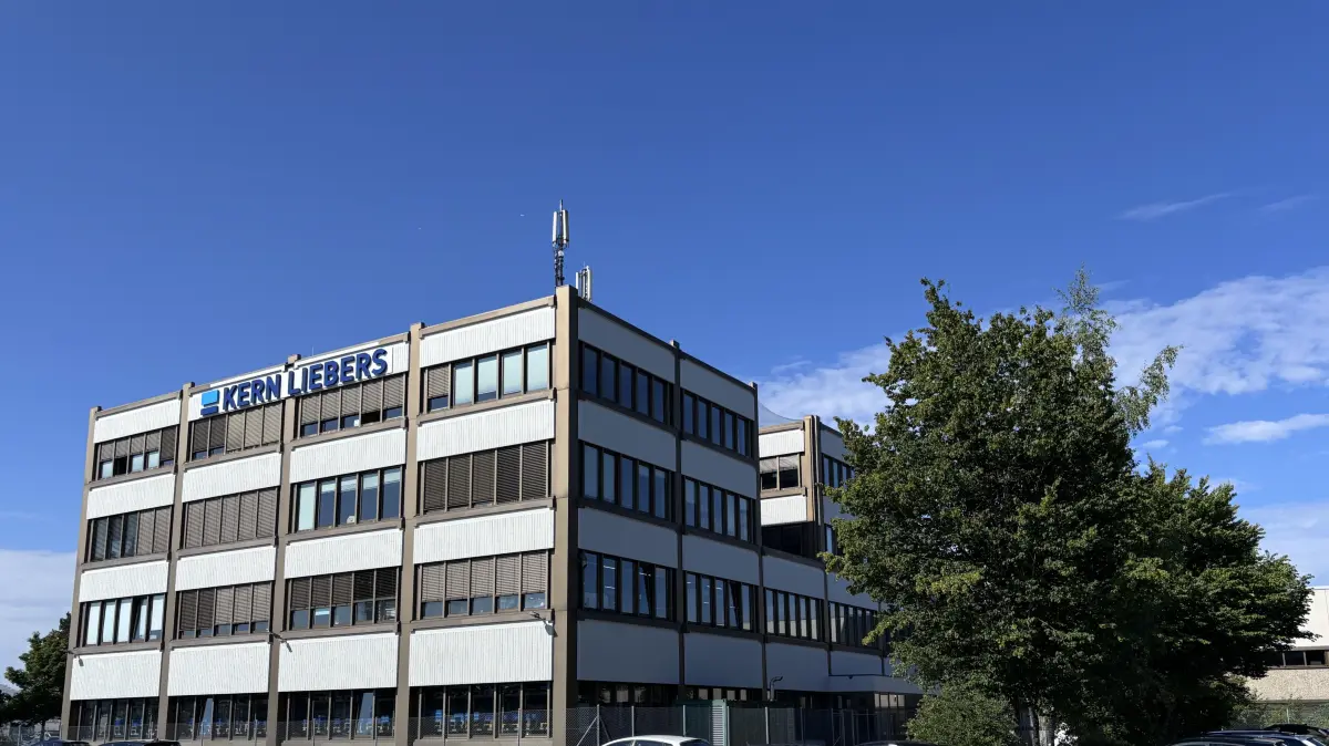 Die schwierige Lage der Automobilindustrie macht sich auch beim Schramberger Technologiekonzern bemerkbar.