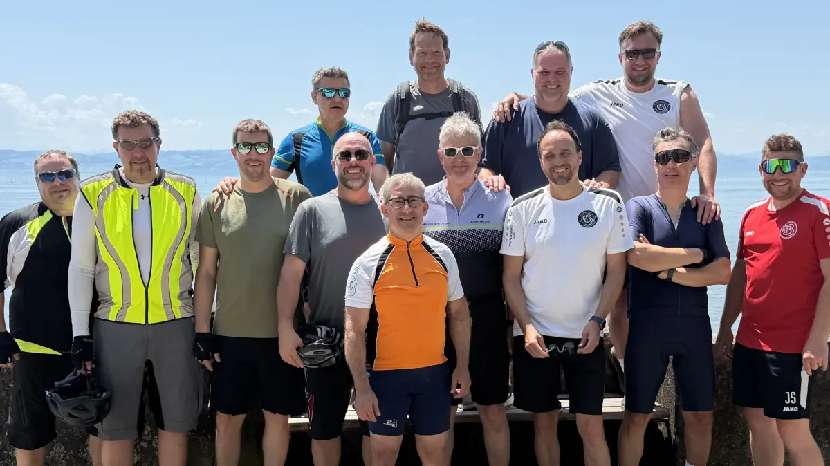 Die "Alten Herren" des FC Bad Bellingen haben den Bodensee mit dem Fahrrad umrundet.