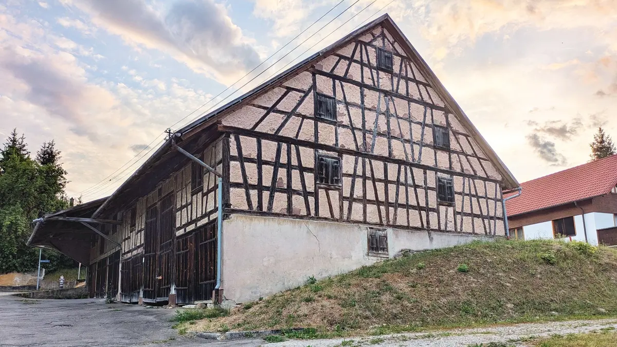 Was wird aus dem unteren Teil des gemeindeeigenen Gebäudes in der Flözlinger Bergstraße? Der Ortschaftsrat hat noch keine Entscheidung getroffen.