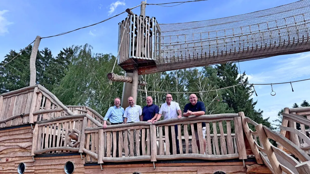 v.l. Landrat Keckeisen - Bgm.Ralf Ulbrich-Harald Buhlinger Siegfried Vosseler und Karl Heinz Maier