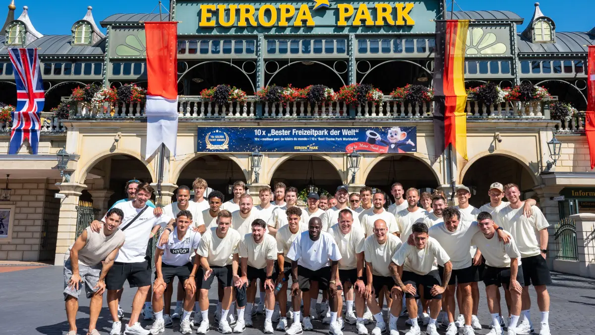 Der Bundesliga-Aufsteiger SV Elversberg mit Teambuilding im Europa-Park