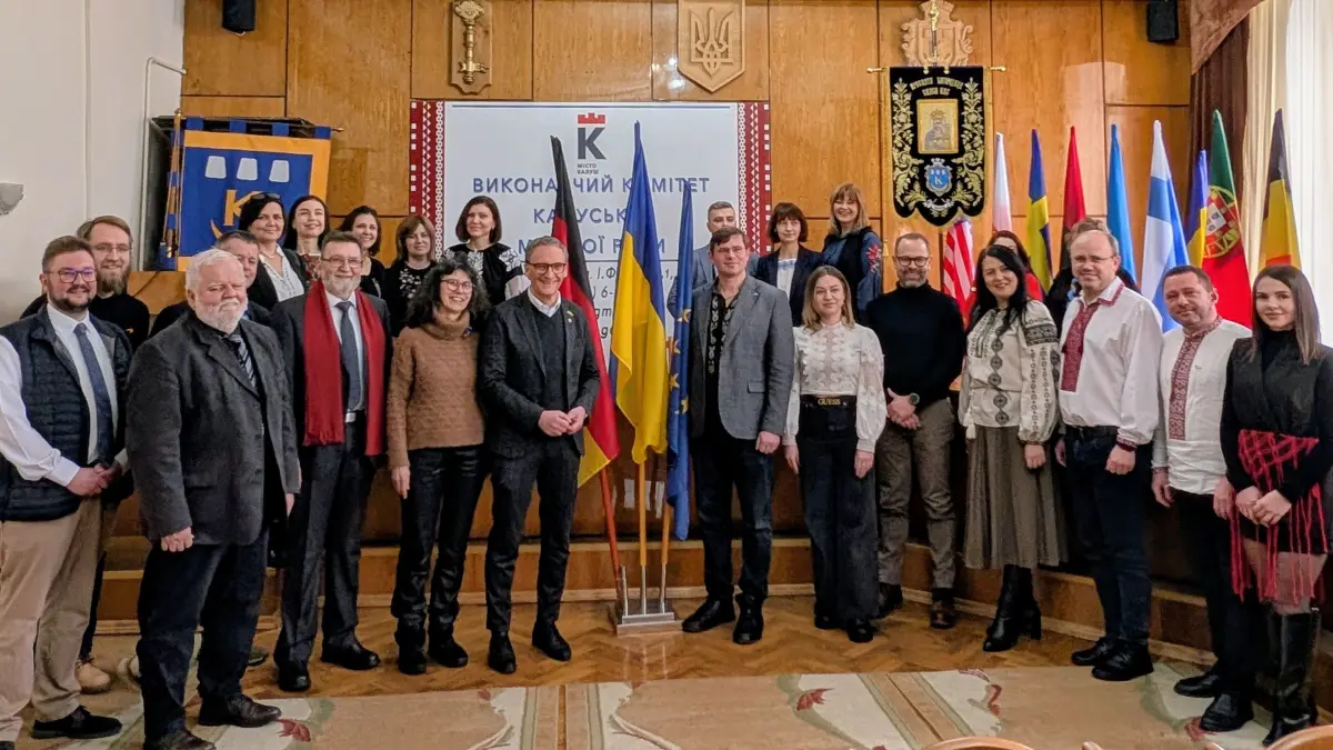 Die Lahrer Delegation beim Besuch im Rathaus von Kalusch im Februar